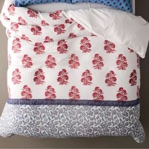 NWOT Urban Outfitters Floral Duvet Cover Full/Queen